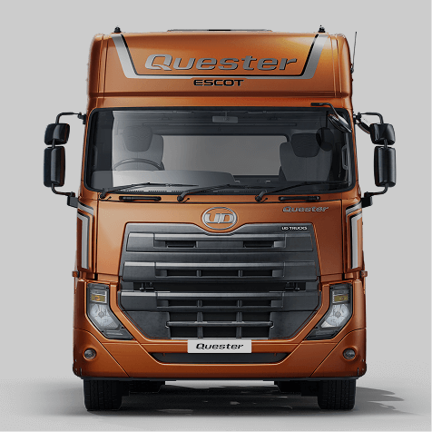 Đầu xe tải màu cam, nhìn chính diện, logo Quester.